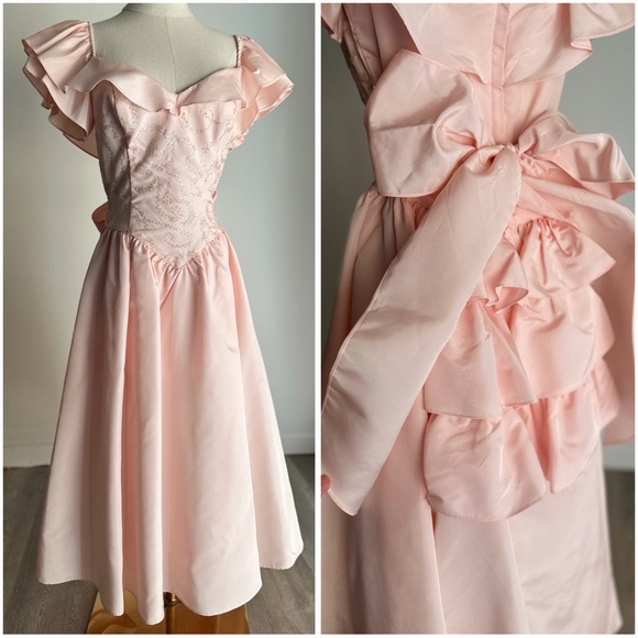Jessica Mcclintock For Gunne Sax Dresses & Skirts - Vintage Gunne Sax by Jessica McClintock Pink Bow Ruffle Dress
